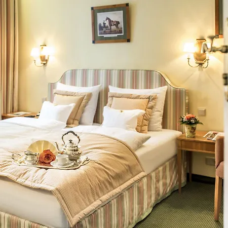 Romantik Zur Post Hotel Fuerstenfeldbruck