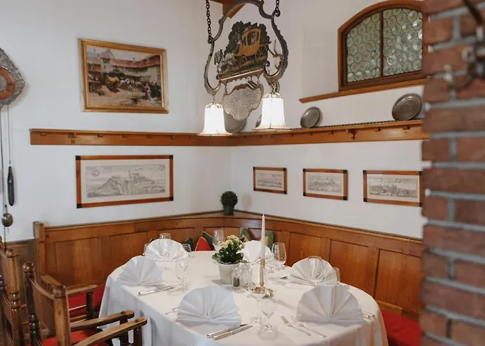 Hotel Romantik Zur Post 4*